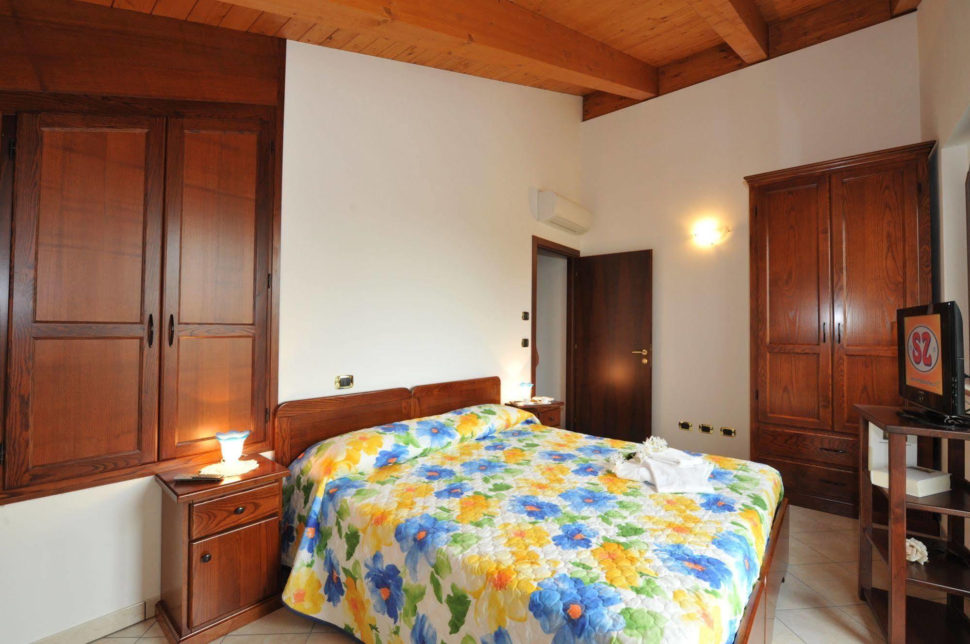 Residenza La Ricciolina Aparthotel Verona